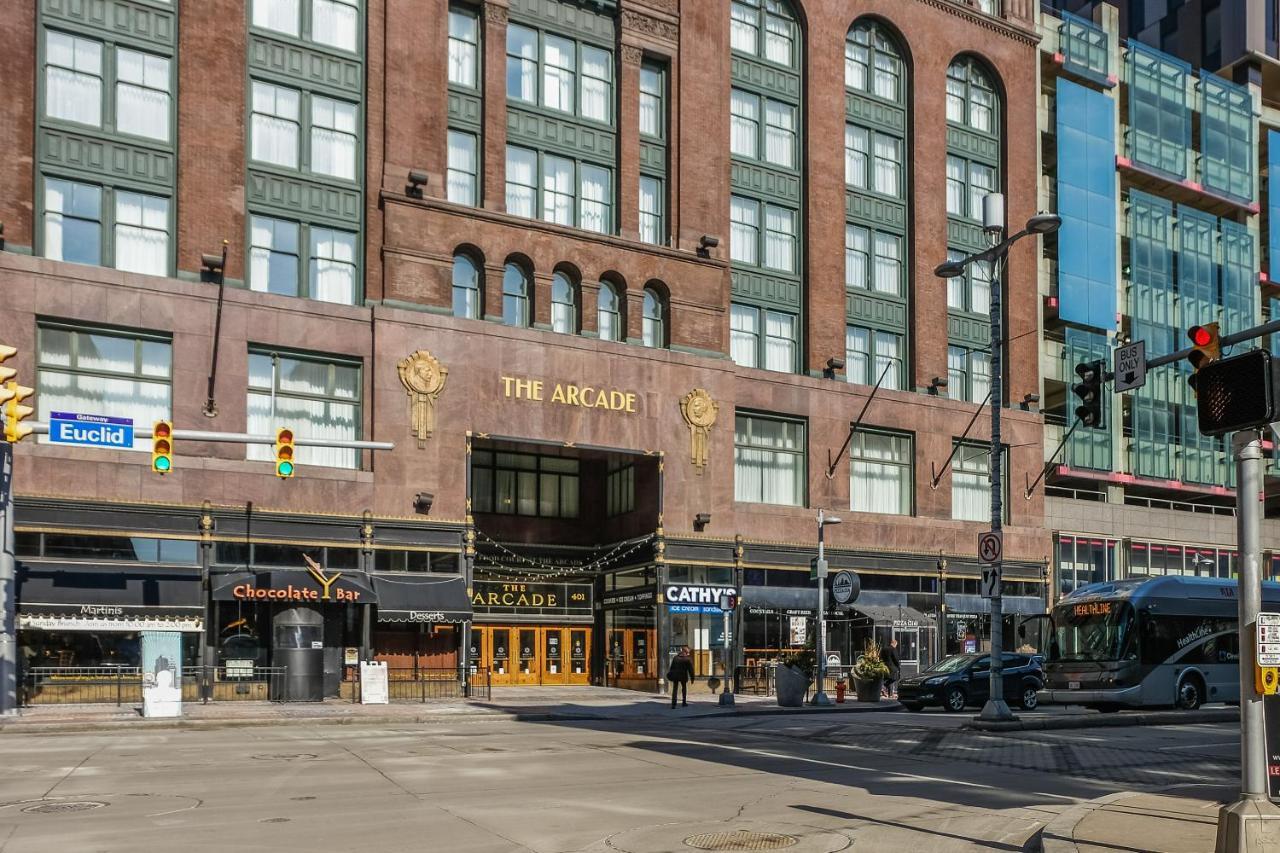 Frontdesk 2015 East 4Th Street Apts Downtown Cleveland Apartamento Exterior foto
